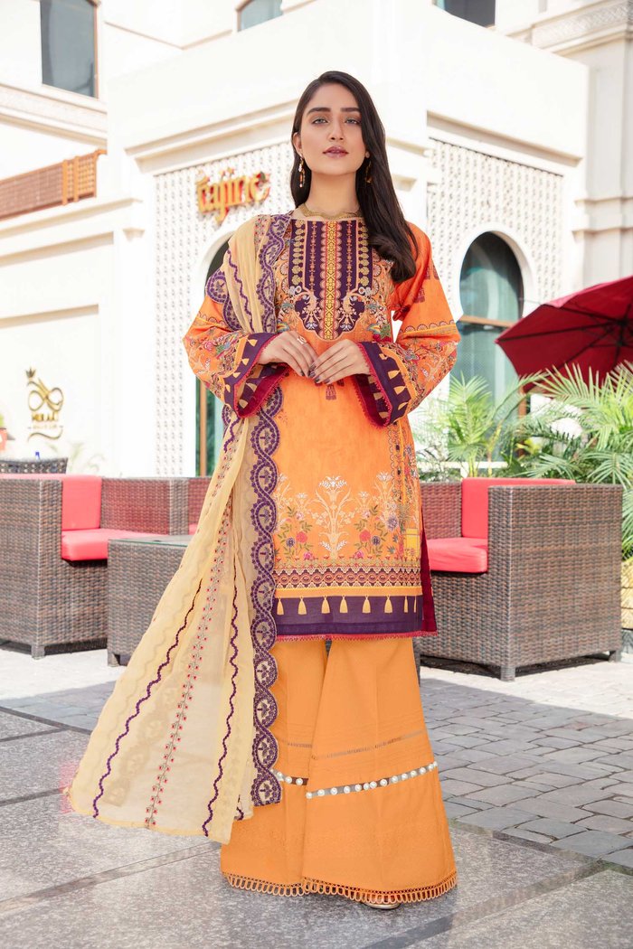Topnotch - Digital Printed & Embroidered Lawn 3PC